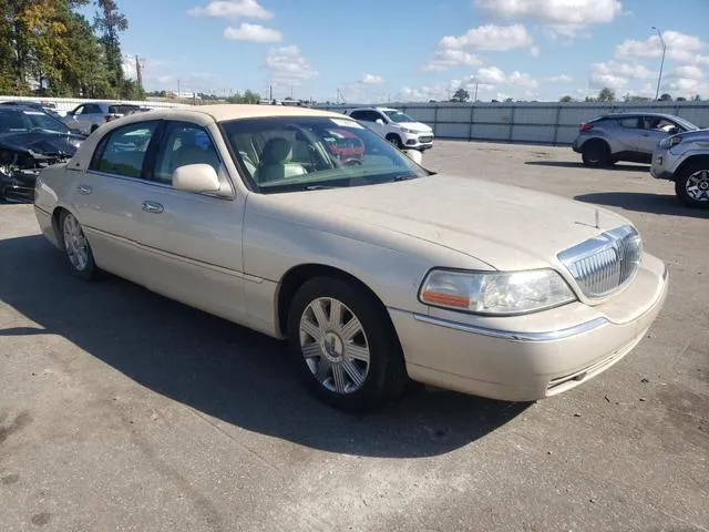 1LNHM83W43Y610443 2003 2003 Lincoln Town Car- Cartier 4