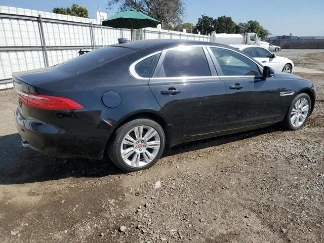 SAJBD4BV0HCY43592 2017 2017 Jaguar XF- Premium 3