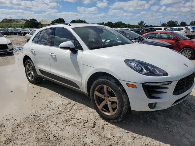 WP1AA2A54JLB11947 2018 2018 Porsche Macan 4