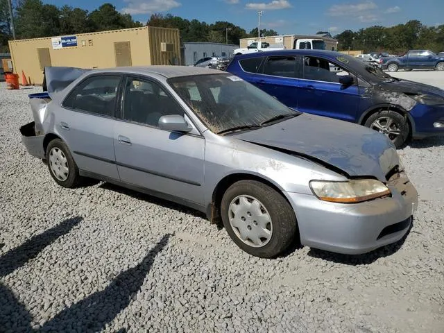 1HGCG5647WA068381 1998 1998 Honda Accord- LX 4