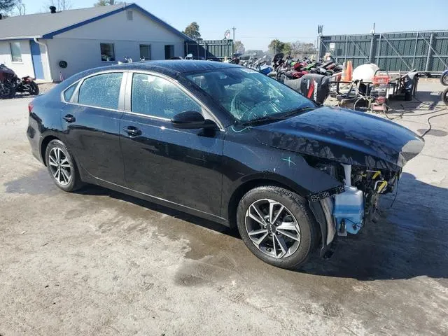 3KPF24AD4PE563115 2023 2023 KIA Forte- LX 4