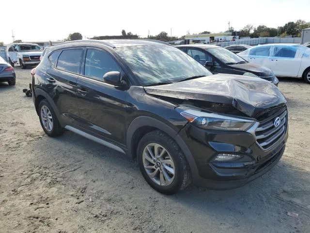 KM8J33A42JU670704 2018 2018 Hyundai Tucson- Sel 4