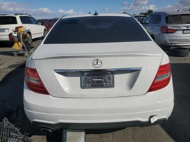 WDDGF4HBXEG209020 2014 2014 Mercedes-Benz C-Class- 250 6