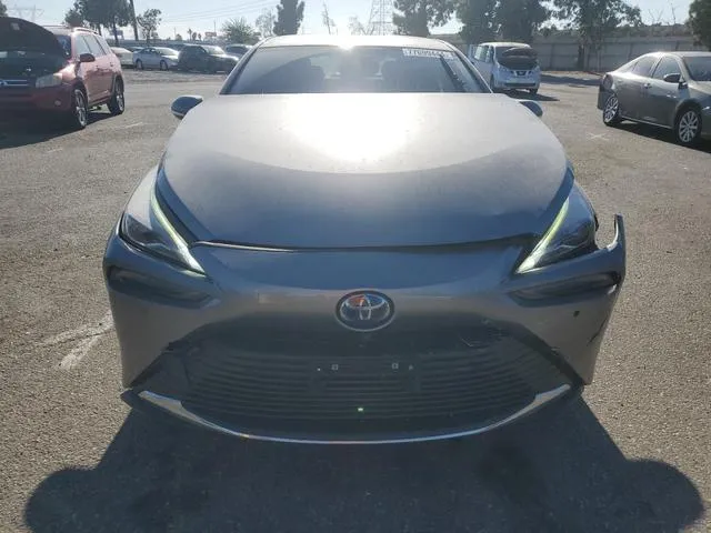 JTDAAAAA3MA000962 2021 2021 Toyota Mirai- Xle 5