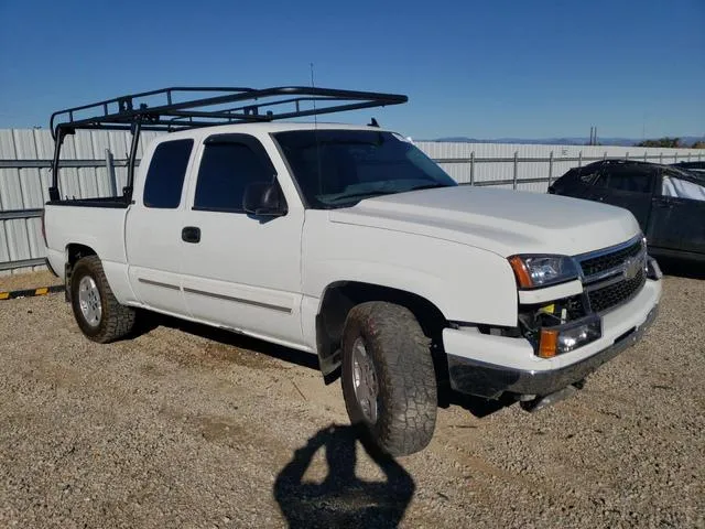 1GCEC19T27Z173329 2007 2007 Chevrolet Silverado- C1500 Classic 4