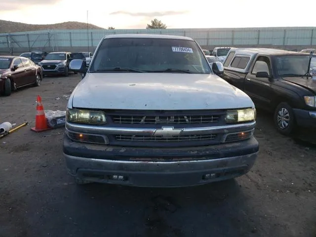 2GCEC19T221329693 2002 2002 Chevrolet Silverado- C1500 5