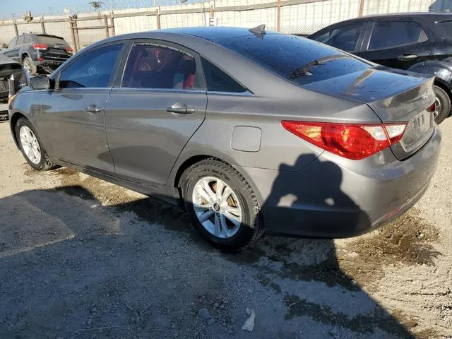 5NPEB4AC2CH405252 2012 2012 Hyundai Sonata- Gls 2