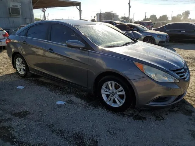 5NPEB4AC2CH405252 2012 2012 Hyundai Sonata- Gls 4