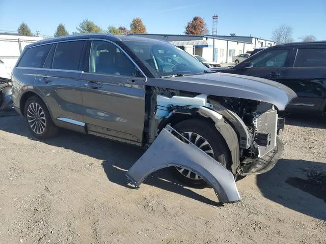 5LM5J6XC3PGL14063 2023 2023 Lincoln Aviator 4