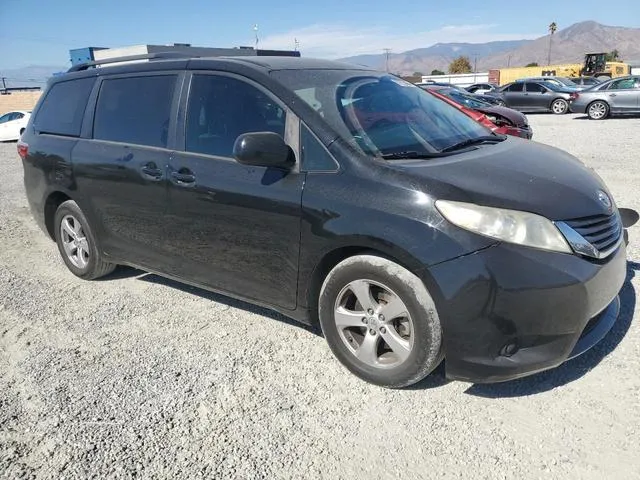 5TDKZ3DC3HS860827 2017 2017 Toyota Sienna- LE 4