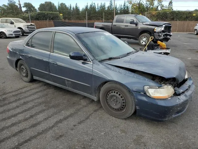 1HGCG6652YA129587 2000 2000 Honda Accord- LX 4