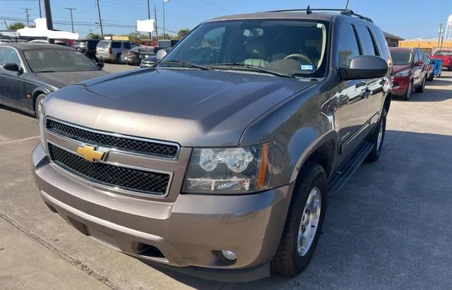 1GNSCBE04DR361227 2013 2013 Chevrolet Tahoe- C1500 Lt 2