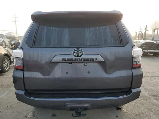 JTEEU5JR3N5276604 2022 2022 Toyota 4runner- SR5 6