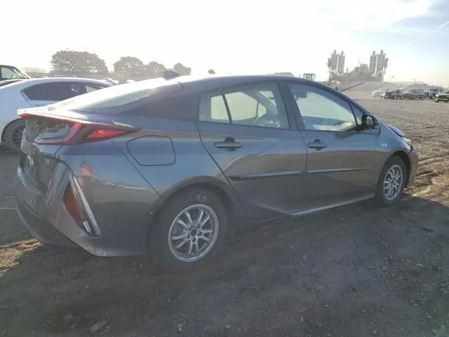 JTDKARFP2H3060242 2017 2017 Toyota Prius 3