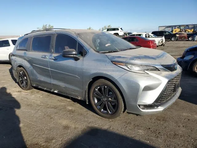 5TDDRKEC3RS216263 2024 2024 Toyota Sienna- Xse 4