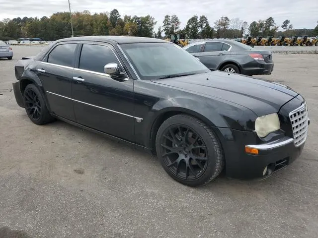 2C3LA63H67H724512 2007 2007 Chrysler 300C 4