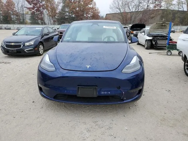 7SAYGDEE4RA266078 2024 2024 Tesla MODEL Y 5