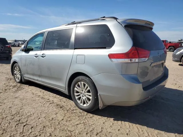 5TDYK3DC2ES442785 2014 2014 Toyota Sienna- Xle 2