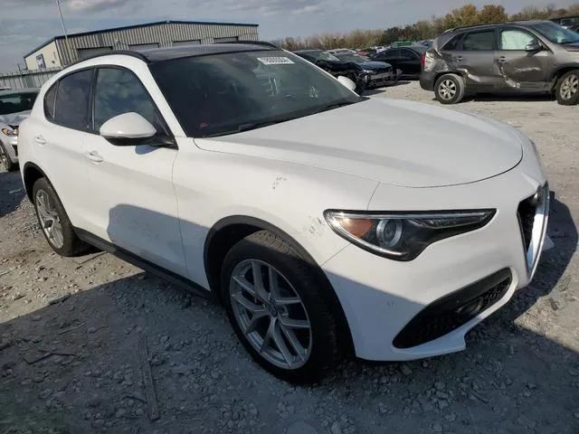 ZASFAKNN5J7B88859 2018 2018 Alfa Romeo Stelvio- Ti Sport 4