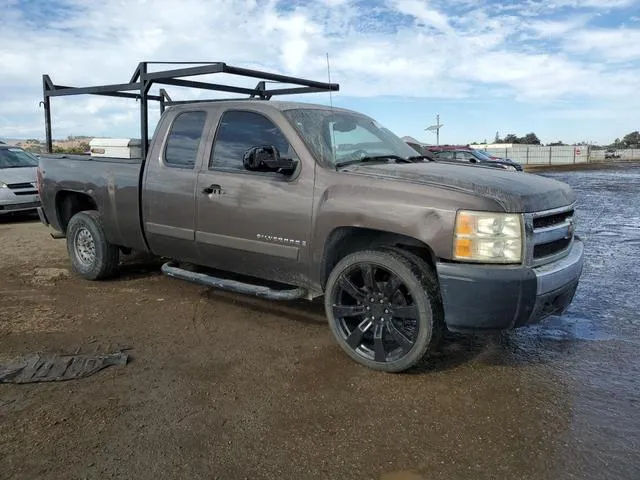 1GCEC19C27Z621620 2007 2007 Chevrolet Silverado- C1500 4