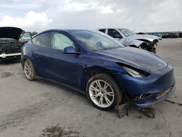 5YJYGDEE9MF074664 2021 2021 Tesla MODEL Y 4