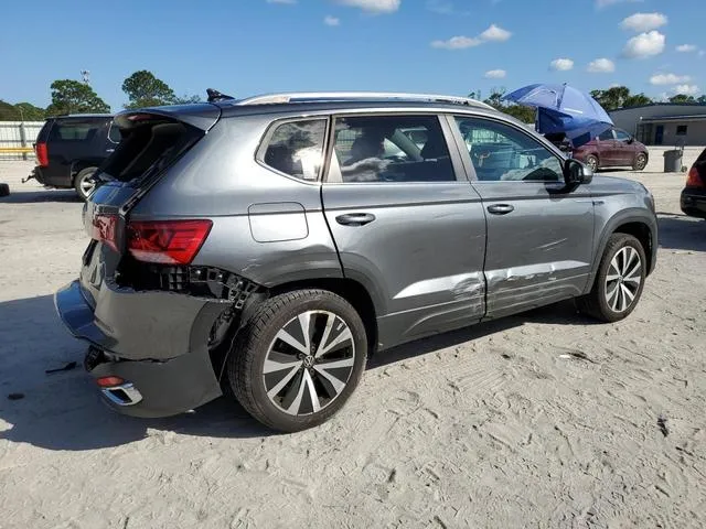 3VVSX7B28RM070322 2024 2024 Volkswagen Taos- SE 3