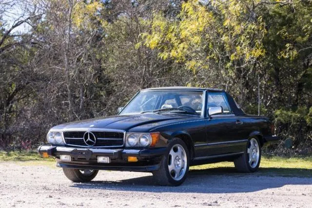 WDBBA48D6JA089118 1988 1988 Mercedes-Benz 560- SL 2