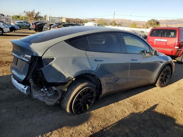 7SAYGDEE4RF990565 2024 2024 Tesla MODEL Y 3