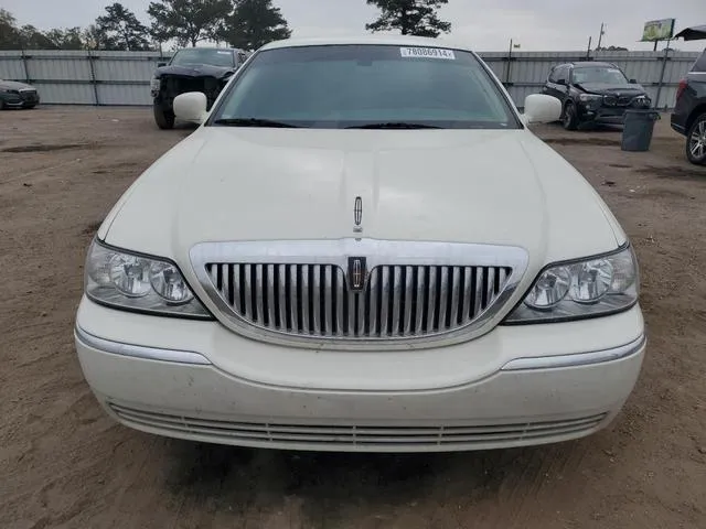 1LNHM81W46Y631624 2006 2006 Lincoln Town Car- Signature 5