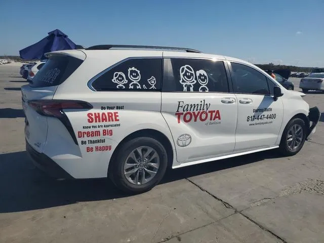 5TDKRKEC4NS096961 2022 2022 Toyota Sienna- LE 3