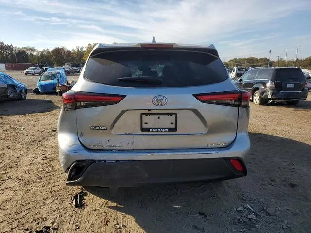 5TDHZRBH6NS581833 2022 2022 Toyota Highlander- Xle 6