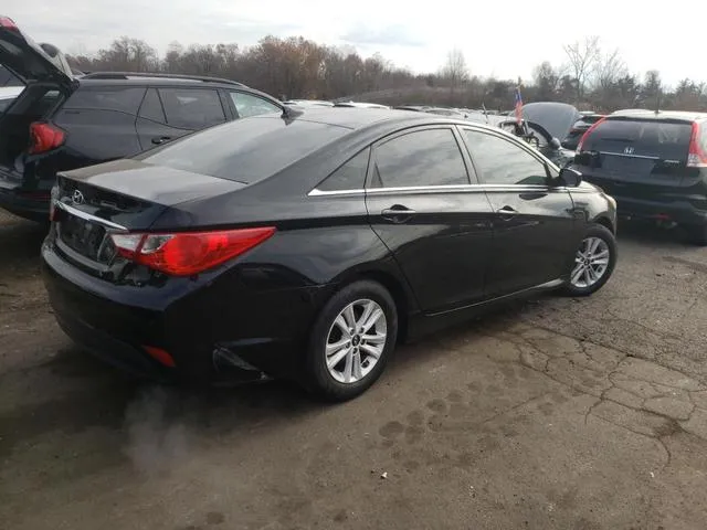 5NPEB4AC3EH832751 2014 2014 Hyundai Sonata- Gls 3