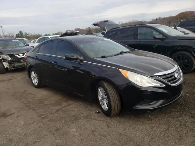 5NPEB4AC3EH832751 2014 2014 Hyundai Sonata- Gls 4