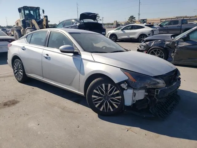 1N4BL4DV5PN386298 2023 2023 Nissan Altima- SV 4