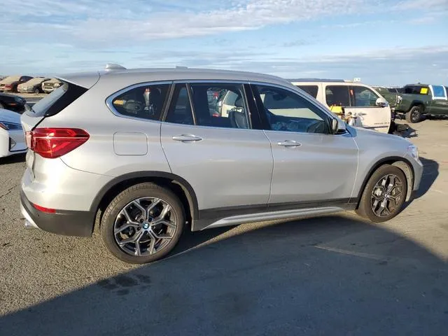 WBXJG9C02M5S30764 2021 2021 BMW X1- Xdrive28I 3