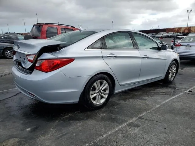 5NPEB4AC5DH745335 2013 2013 Hyundai Sonata- Gls 3