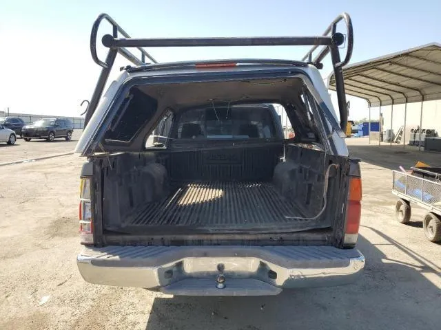 1N6SD16SXTC332975 1996 1996 Nissan Truck- King Cab Se 6