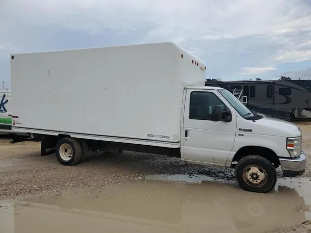 1FDWE3FL6EDA70208 2014 2014 Ford Econoline- E350 Super Duty 4