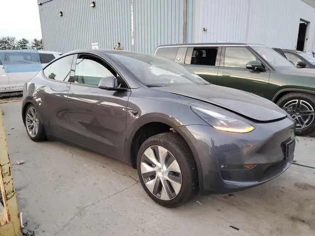 7SAYGDED8PF945214 2023 2023 Tesla MODEL Y 4