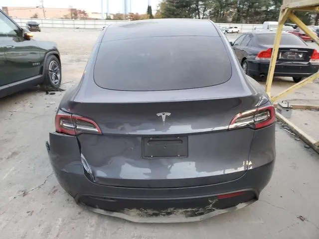 7SAYGDED8PF945214 2023 2023 Tesla MODEL Y 6