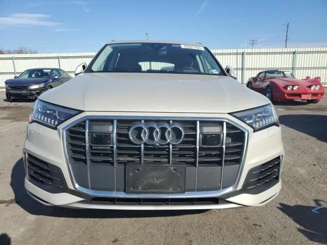 WA1VXAF71MD014316 2021 2021 Audi Q7- Prestige 5