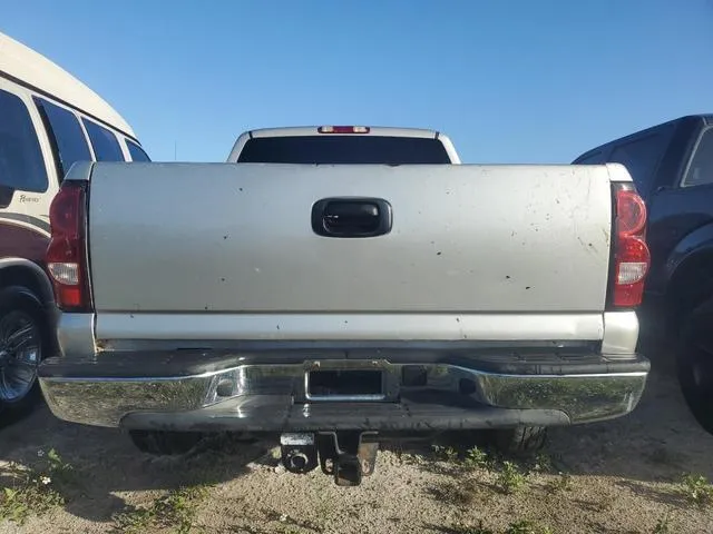 2GCEC19T151127612 2005 2005 Chevrolet Silverado- C1500 6