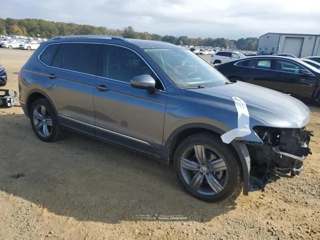 3VV3B7AX6LM091371 2020 2020 Volkswagen Tiguan- SE 4