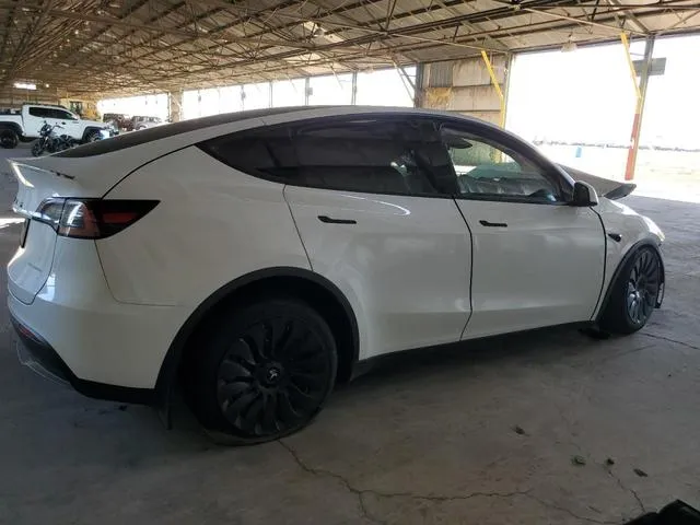 7SAYGDEE3PF810392 2023 2023 Tesla MODEL Y 3