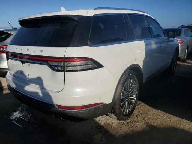 5LM5J7WC9PGL30470 2023 2023 Lincoln Aviator- Reserve 3