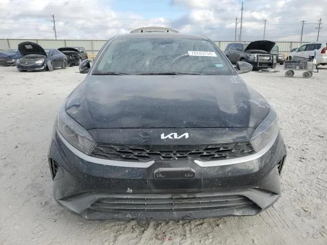 3KPF24AD6RE688071 2024 2024 KIA Forte- LX 5