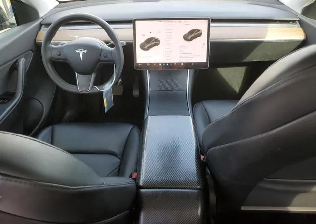 5YJYGDEE3MF070920 2021 2021 Tesla MODEL Y 8