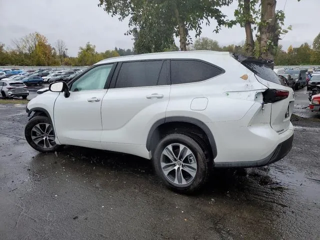 5TDKDRAH0PS017166 2023 2023 Toyota Highlander- L 2