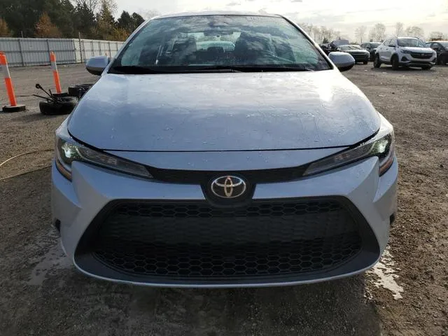 5YFEPMAE1MP252984 2021 2021 Toyota Corolla- LE 5