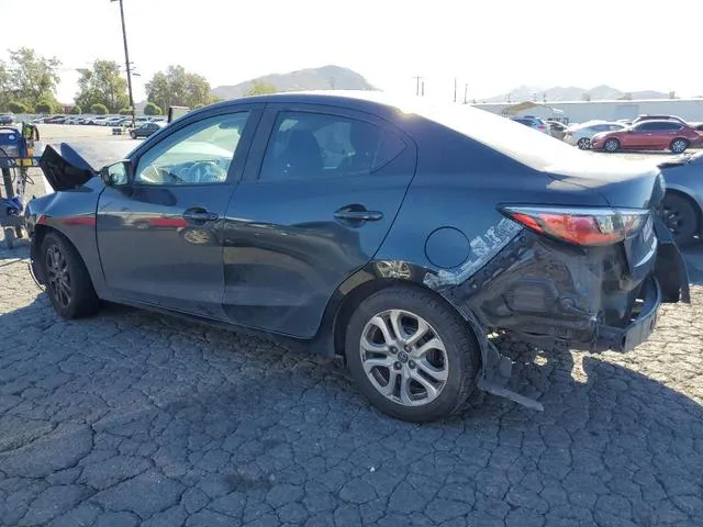 3MYDLBYV0JY307262 2018 2018 Toyota Yaris 2